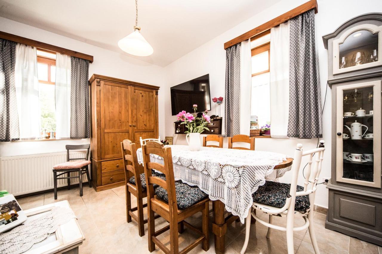 Apartamento Ámbitus-ház Egerszalók Exterior foto
