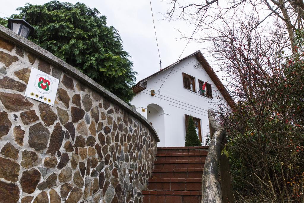 Apartamento Ámbitus-ház Egerszalók Exterior foto